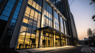 Using a Checkbook Control IRA to Invest in Commercial Property